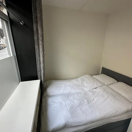 Cozy Little In Alesund
