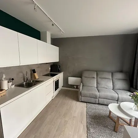 Cozy Little In Apartment *